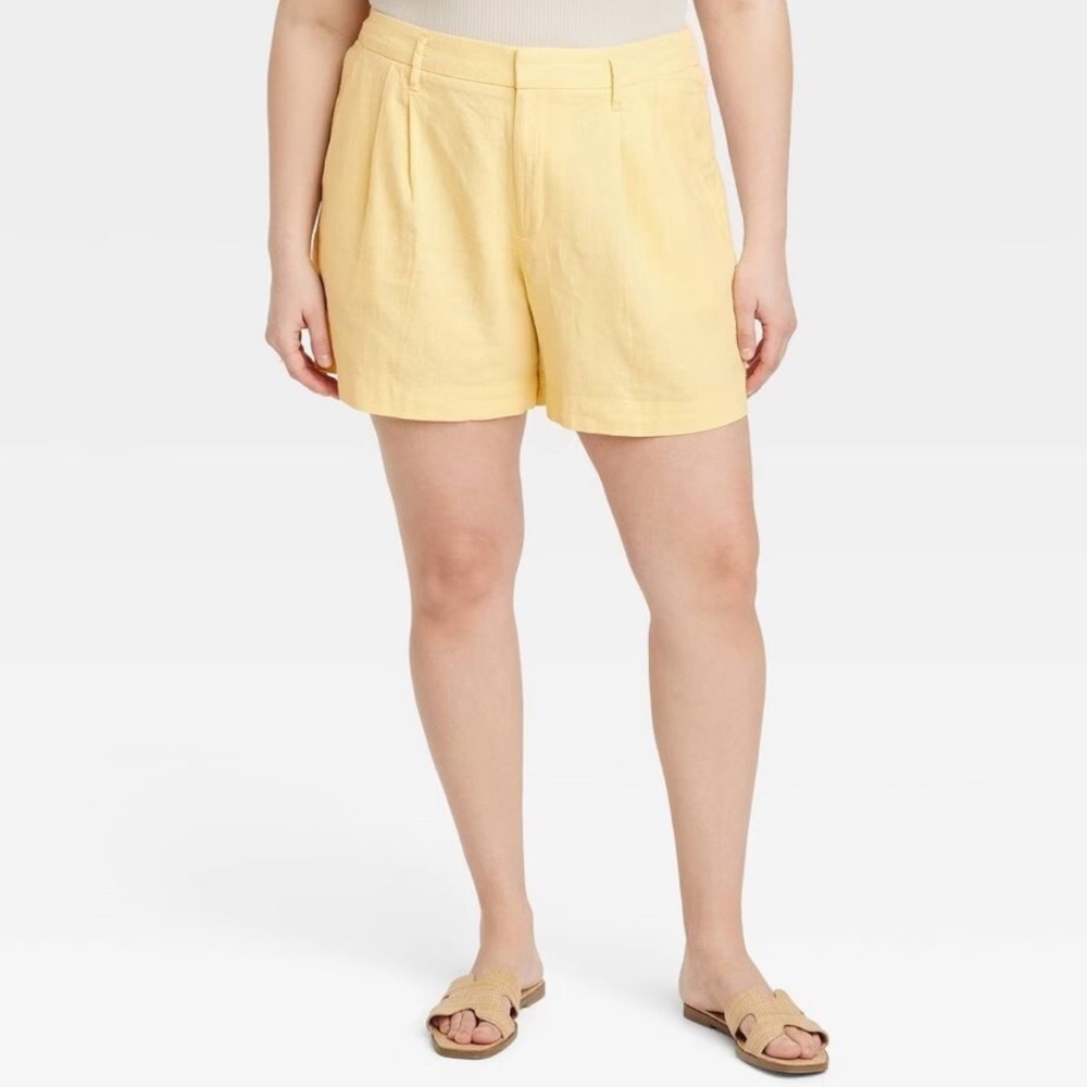 A New Day High-Rise Linen Pleated Yellow Women's Shorts